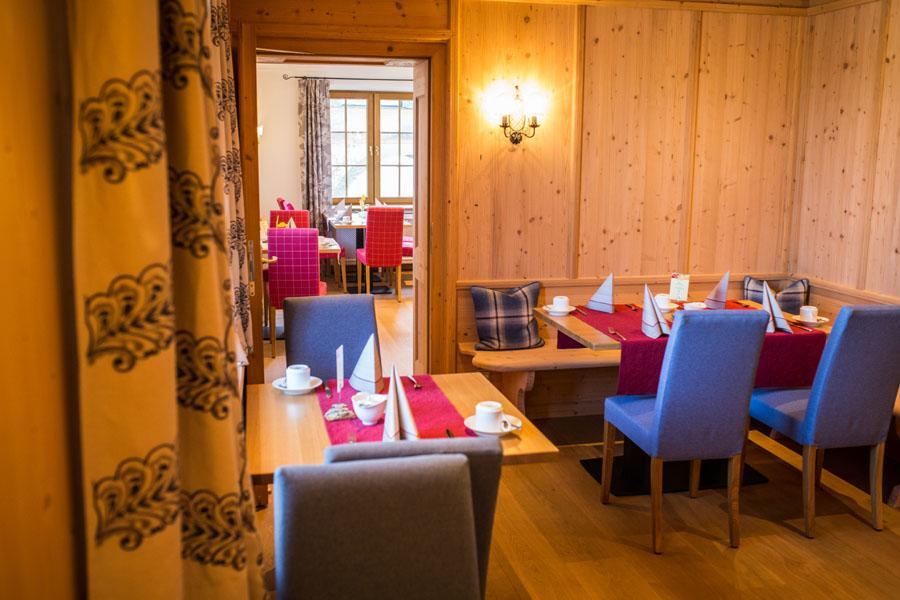 Hotel Schloss Leitheim Экстерьер фото